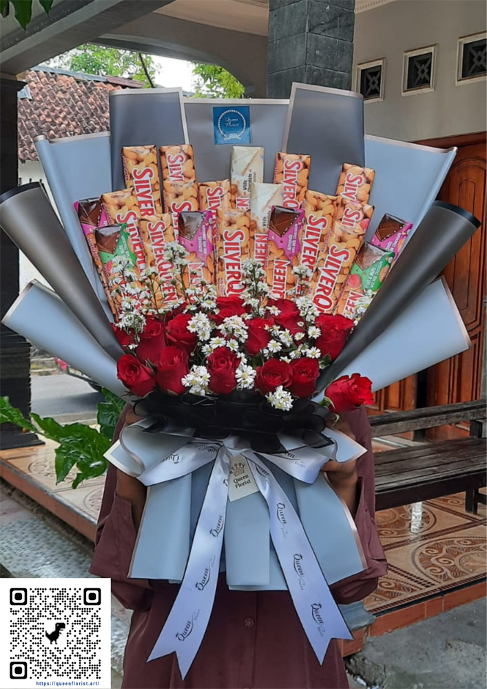 Fresh Flowers Rose + 20 Coklat Silverqueen